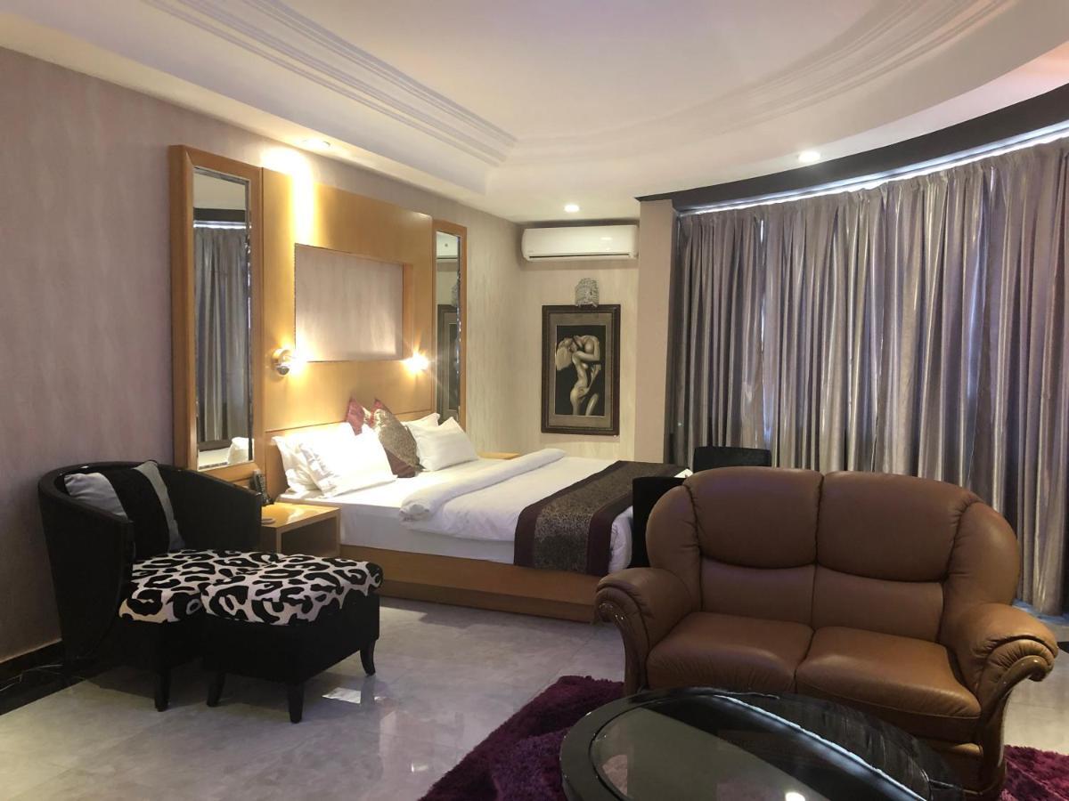 קוטונו Sun Beach Hotel מראה חיצוני תמונה