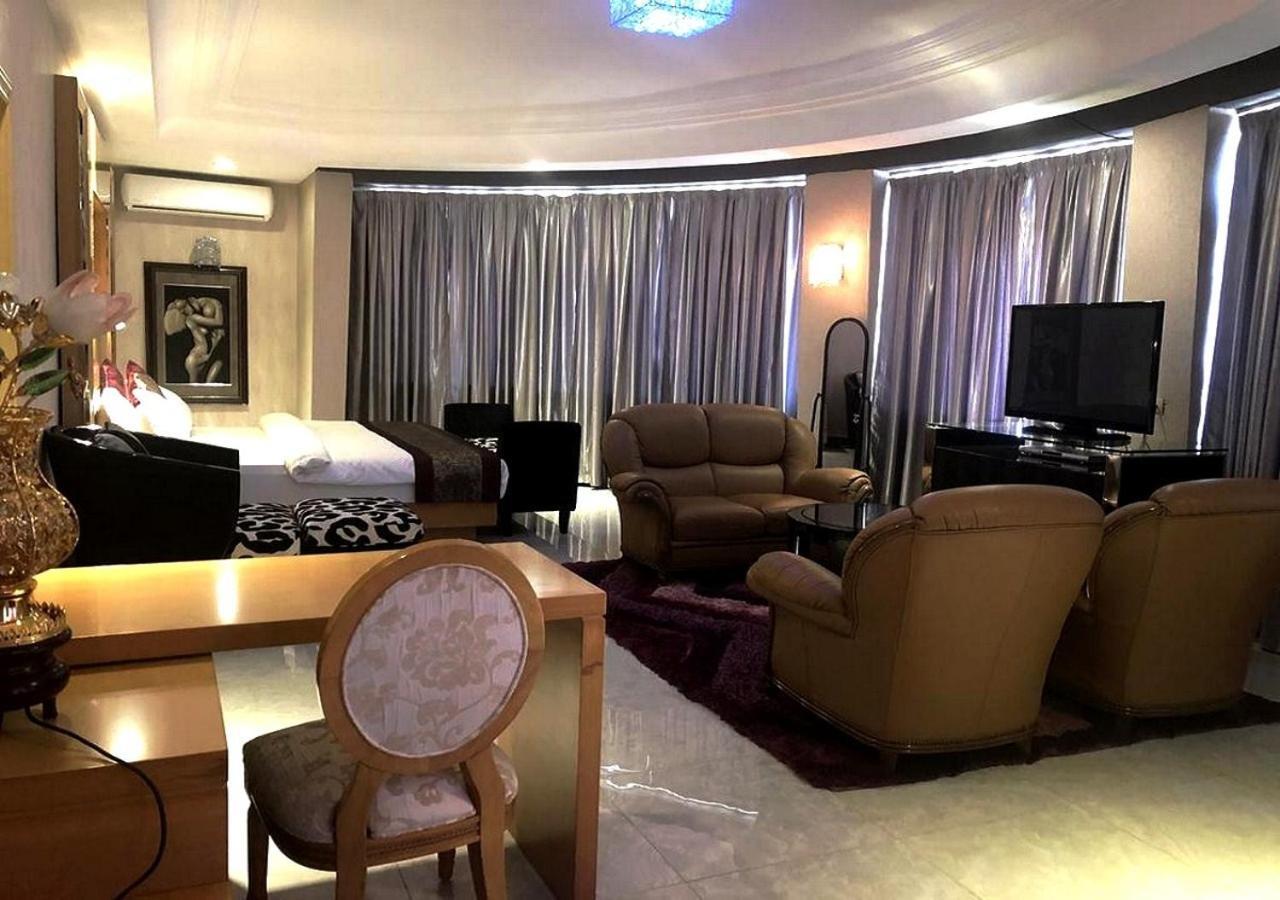 קוטונו Sun Beach Hotel מראה חיצוני תמונה