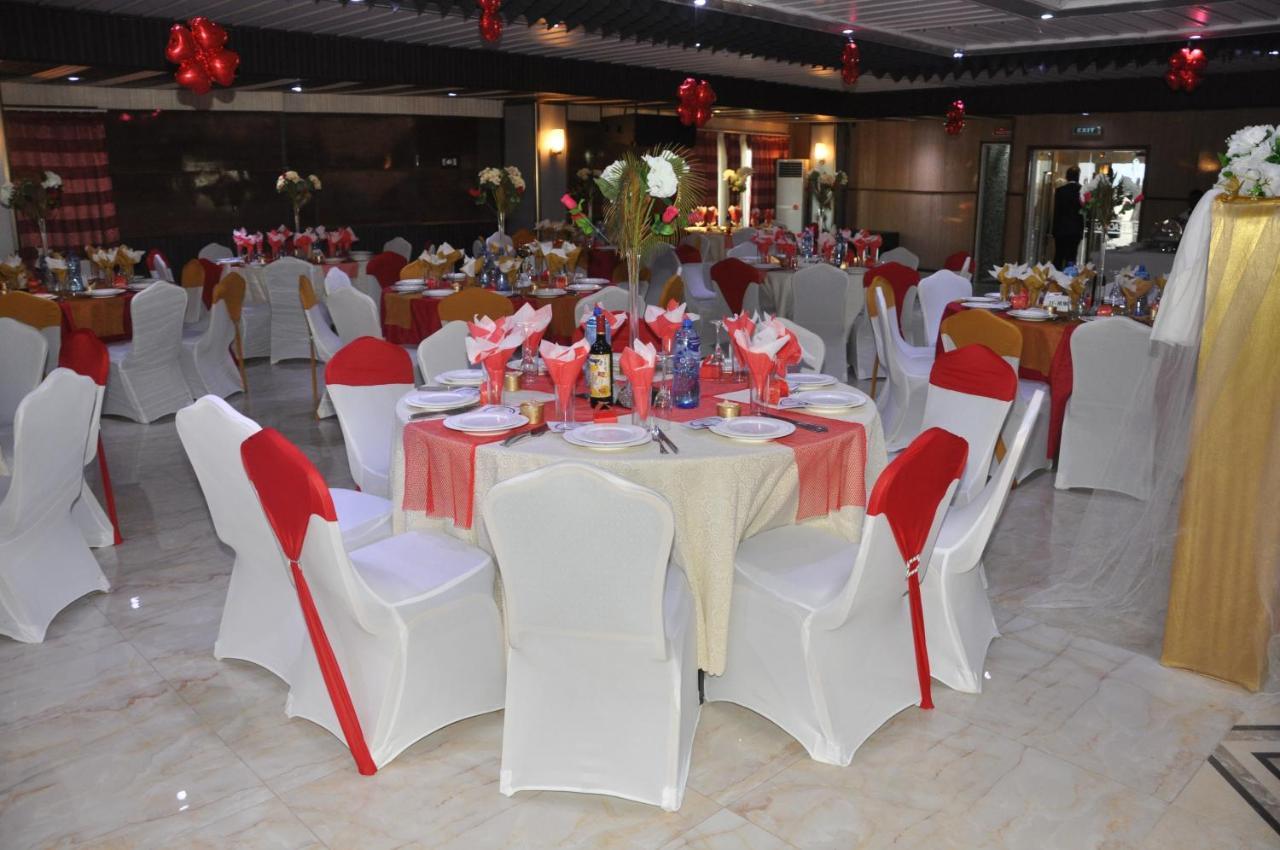 קוטונו Sun Beach Hotel מראה חיצוני תמונה